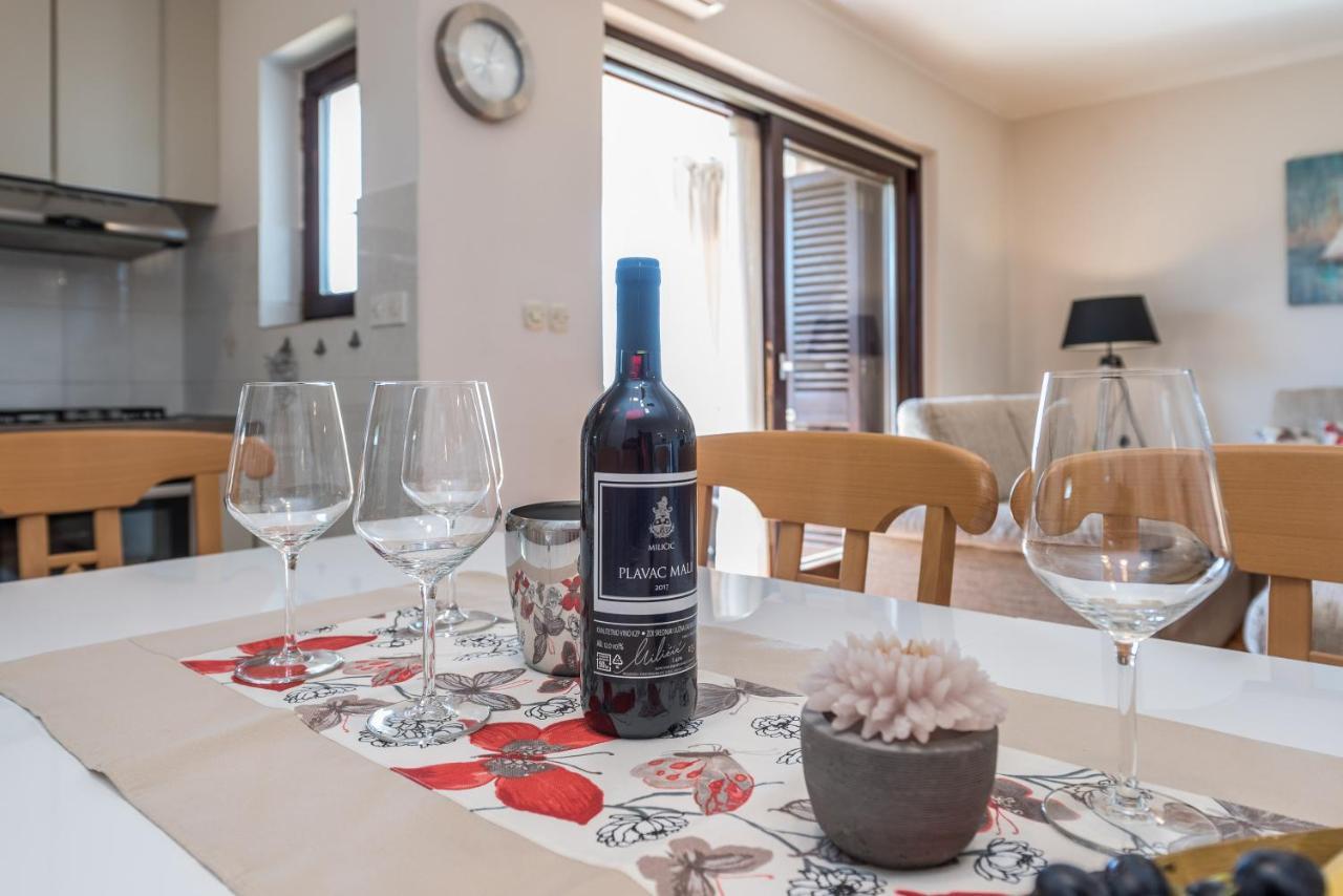 Stedi Apartment Lukoran Екстериор снимка