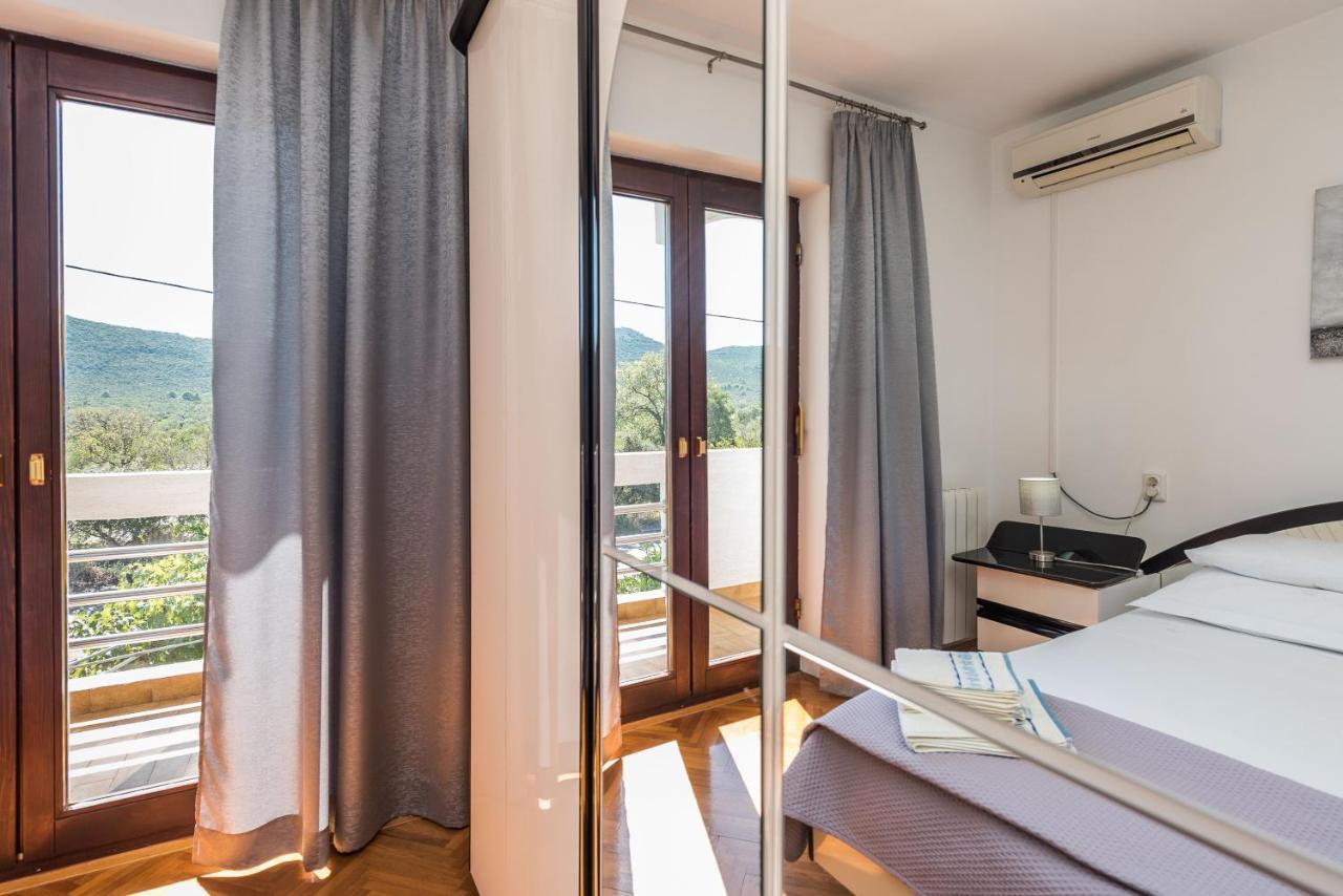 Stedi Apartment Lukoran Екстериор снимка