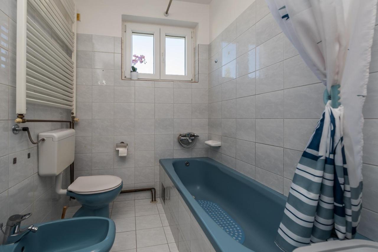 Stedi Apartment Lukoran Екстериор снимка